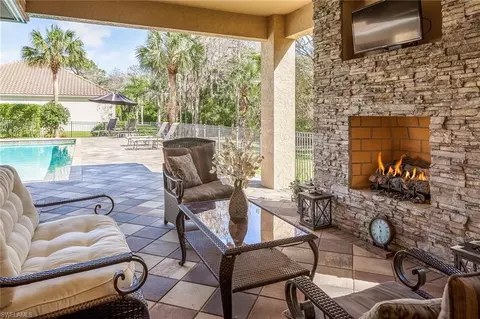 7368 Stonegate Dr, Naples, FL 34109 photo 15