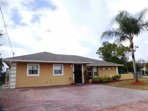1701 45th Ter SW, Naples, FL 34116 photo 1