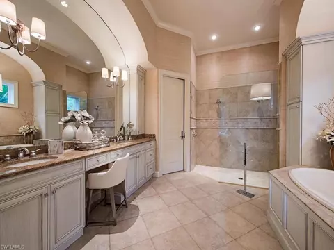 14902 Bellezza Ln, Naples, FL 34110 photo 9