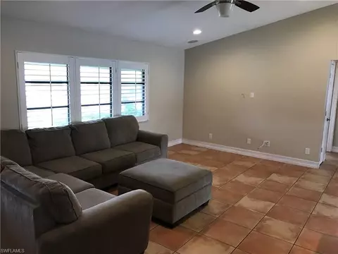 34 Willoughby Dr, Naples, FL 34110 photo 7
