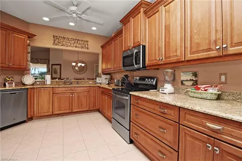 2107 Crestview Way, Naples, FL 34119 photo 7