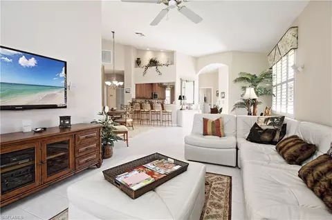 2107 Crestview Way, Naples, FL 34119 photo 10