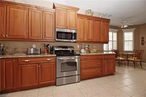 2107 Crestview Way, Naples, FL 34119 photo 6
