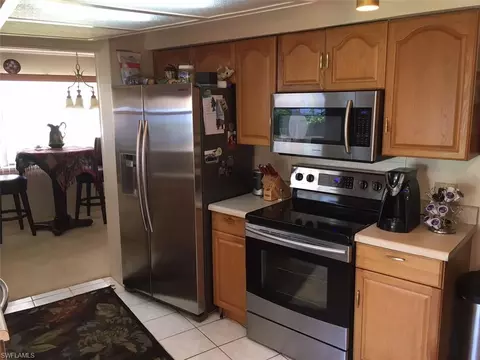 95 Le Mans Dr, Naples, FL 34112 photo 4