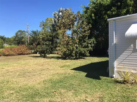 95 Le Mans Dr, Naples, FL 34112 photo 17