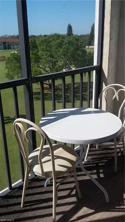 37 High Point Cir E #504, Naples, FL 34103 photo 10
