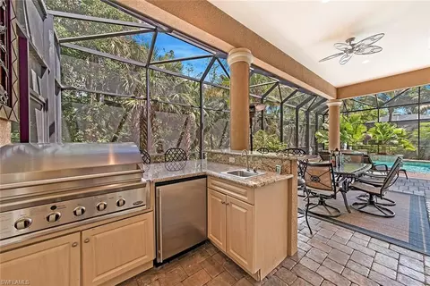 7864 Classics Dr, Naples, FL 34113 photo 11