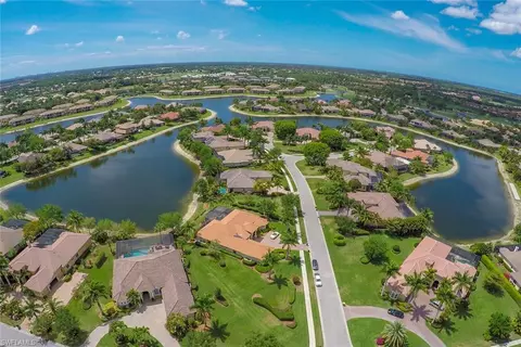 7864 Classics Dr, Naples, FL 34113 photo 25