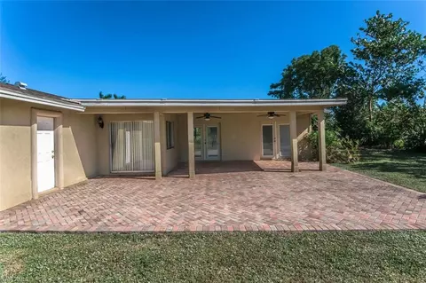 10353 Winterview Dr, Naples, FL 34109 photo 3