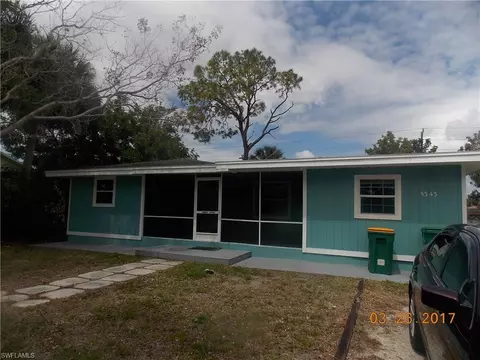 5343 Dixie Dr, Naples, FL 34113 photo 1