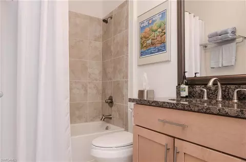 323 Saddlebrook Ln, Naples, FL 34110 photo 15
