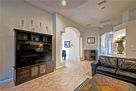 7814 Founders Cir, Naples, FL 34104 photo 8