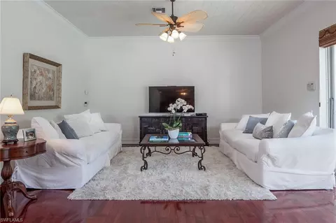 364 Burning Tree Dr, Naples, FL 34105 photo 6