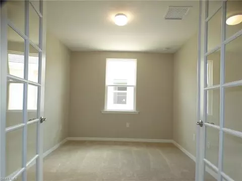 14943 Edgewater Cir, Naples, FL 34114 photo 12