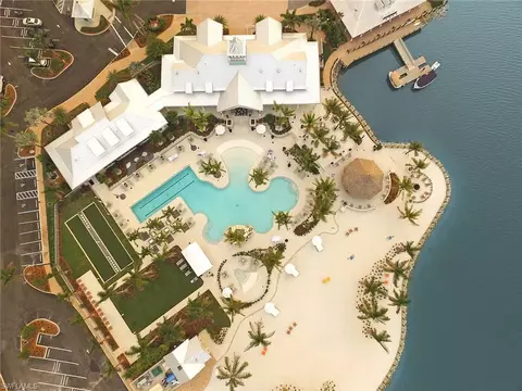 14944 Edgewater Cir, Naples, FL 34114 photo 2