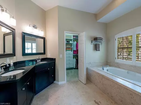 5780 Cedar Tree Ln, Naples, FL 34116 photo 7