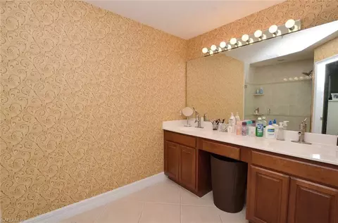 1009 Hampton Cir, Naples, FL 34105 photo 13