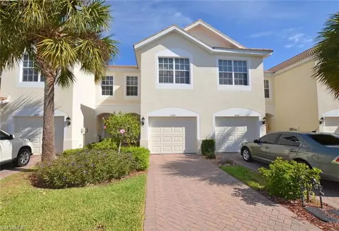 1009 Hampton Cir, Naples, FL 34105 photo 2