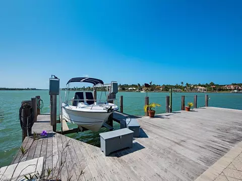 2605 Tarpon Rd, Naples, FL 34102 photo 5