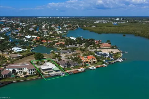 2605 Tarpon Rd, Naples, FL 34102 photo 3