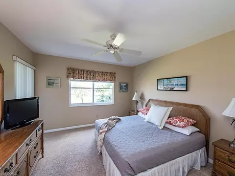 37 High Point Cir E #303, Naples, FL 34103 photo 7