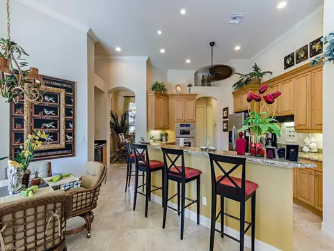 2510 Augusta Dr, Naples, FL 34109 photo 4
