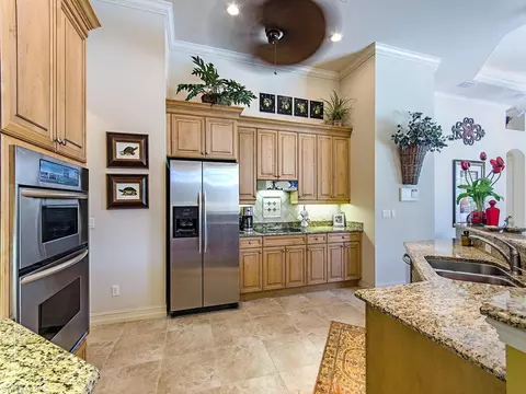 2510 Augusta Dr, Naples, FL 34109 photo 7