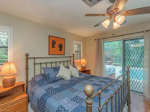 371 Juli Fe Dr, Naples, FL 34110 photo 7