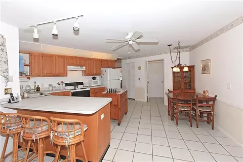 80 Madison Dr, Naples, FL 34110 photo 11