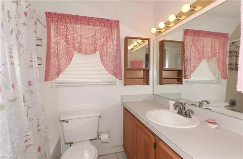 80 Madison Dr, Naples, FL 34110 photo 9