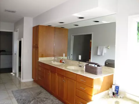 382 Burning Tree Dr, Naples, FL 34105 photo 15