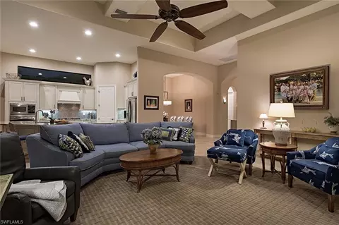 6426 Vivaldi Ct, Naples, FL 34113 photo 2