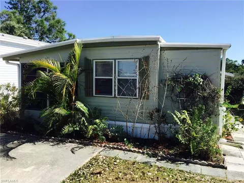 1000 Wiggins Pass Rd, Naples, FL 34110 photo 1