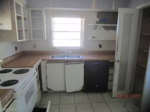 5362 Martin St, Naples, FL 34113 photo 8
