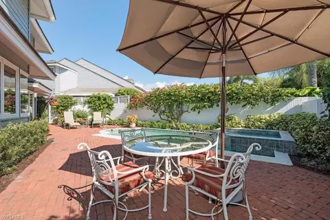 623 Bridgeway Ln, Naples, FL 34108 photo 14