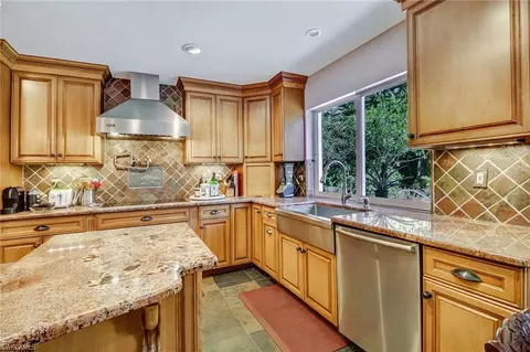 5801 Copper Leaf Ln, Naples, FL 34116 photo 3