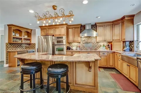 5801 Copper Leaf Ln, Naples, FL 34116 photo 1