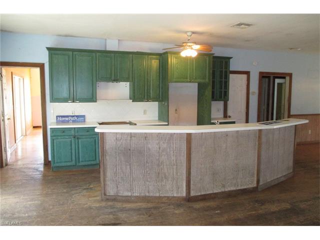 11380 Trinity Pl, Naples, FL 34114 photo 4