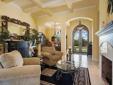 2080 Sheepshead Dr, Naples, FL 34102 photo 3