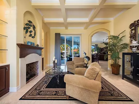 2080 Sheepshead Dr, Naples, FL 34102 photo 2