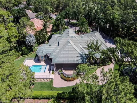 2402 Chicory Ln, Naples, FL 34105 photo 4