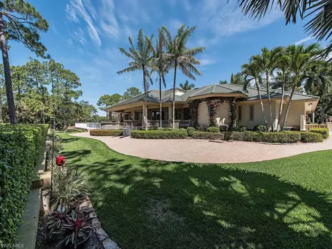 2402 Chicory Ln, Naples, FL 34105 photo 13