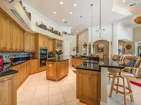 2402 Chicory Ln, Naples, FL 34105 photo 6