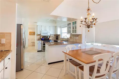 5916 Chanteclair Dr, Naples, FL 34108 photo 2