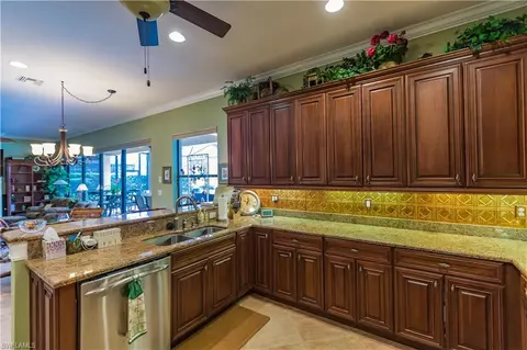 3832 Ruby Way, Naples, FL 34114 photo 10