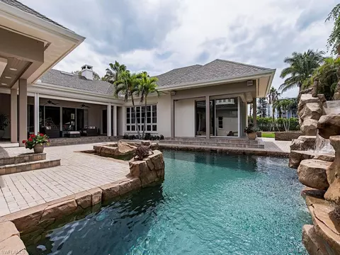 255 Yucca Rd, Naples, FL 34102 photo 1