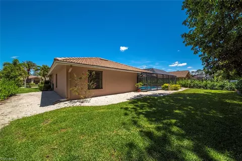1518 Foxfire Ln, Naples, FL 34104 photo 24