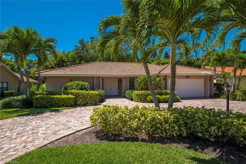 1518 Foxfire Ln, Naples, FL 34104 photo 1