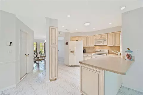 1518 Foxfire Ln, Naples, FL 34104 photo 16