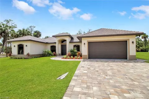 95 17th St NW, Naples, FL 34120 photo 2